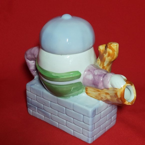 Vintage Feitx Humpty Dumpty Sitting On  Wall Decorative Porcelain Teapot - Picture 14 of 16